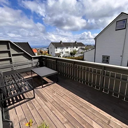 2 Bedrooms - Beautiful Home Near City Centre Stavanger Exterior photo