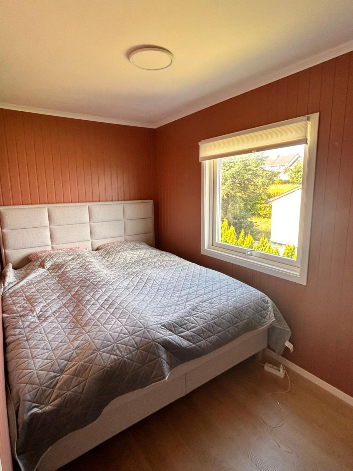 Apartment 2 Bedrooms - Beautiful Near Centre